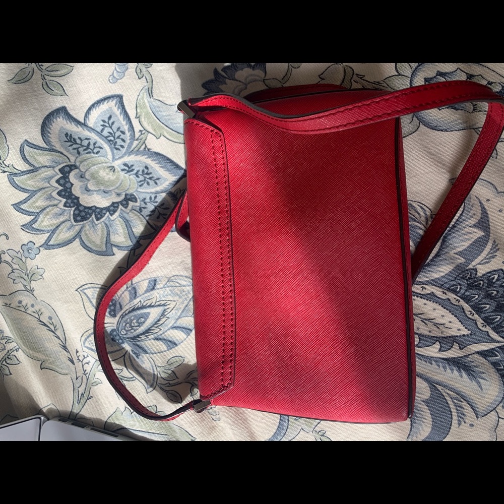 Kate Spade Red small purse - Picture 7 of 7